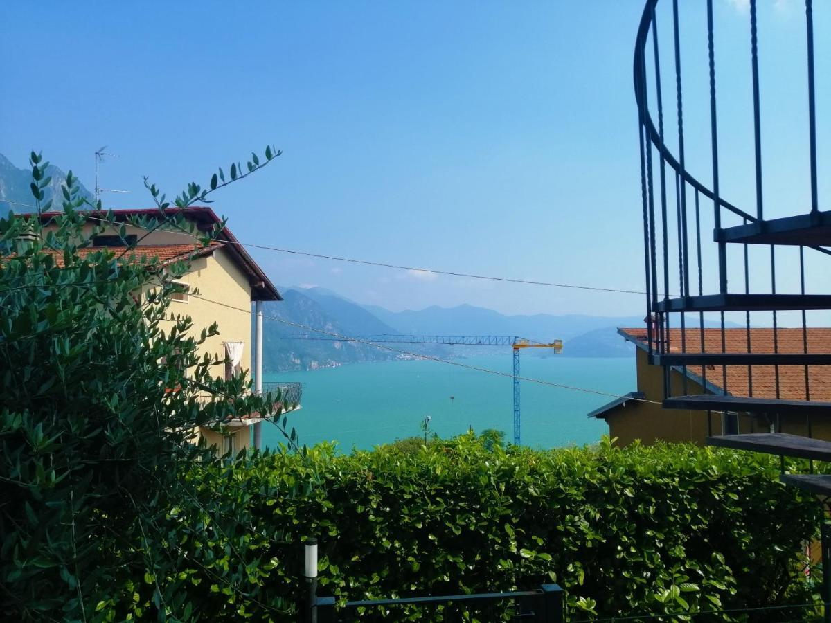 Iseolakerental - Appartamento Chiara Riva di Solto Exterior photo