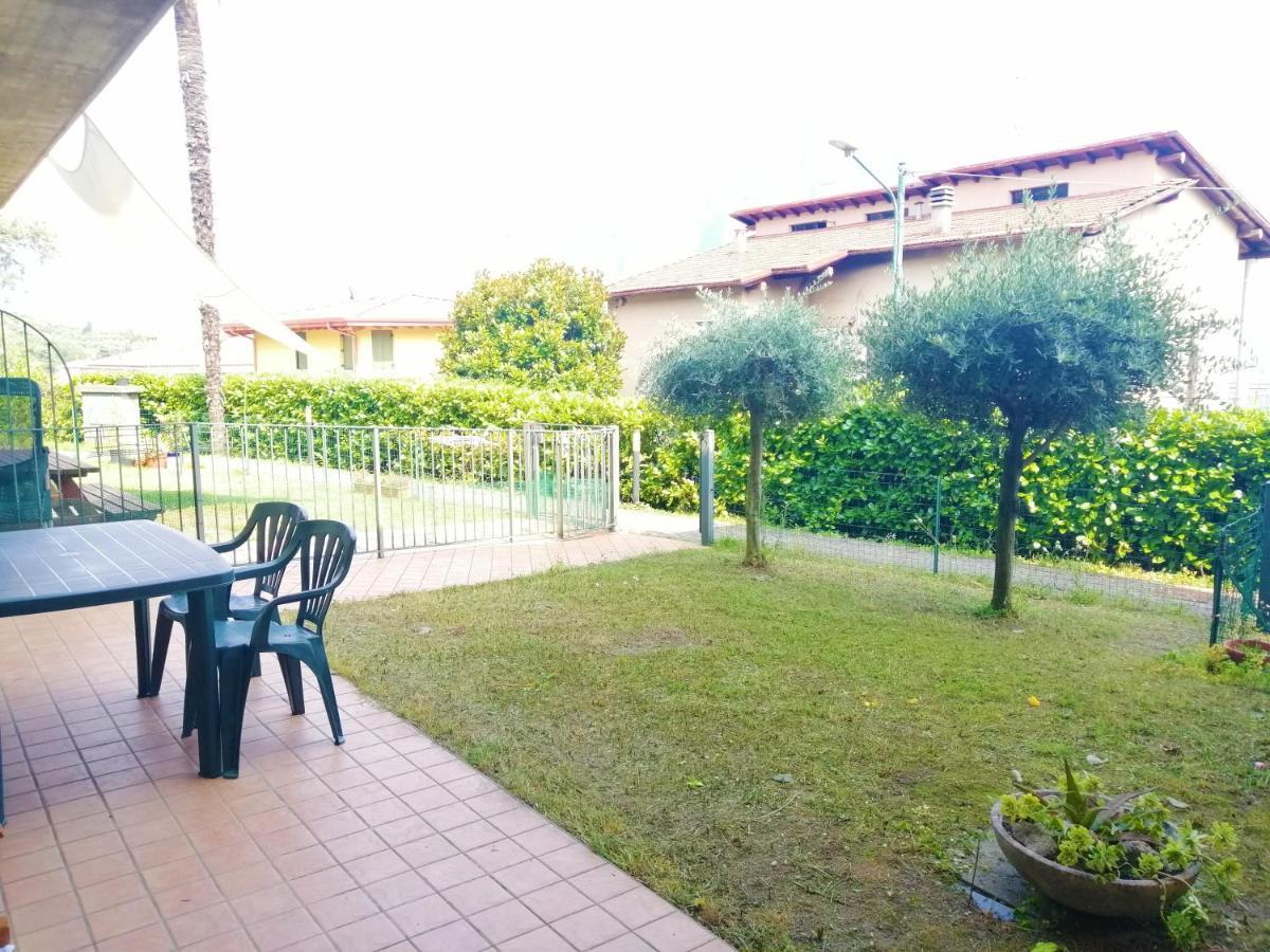 Iseolakerental - Appartamento Chiara Riva di Solto Exterior photo